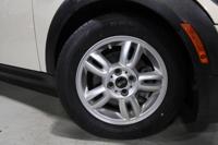 2011 R56 MINI COOPER Hardtop PEPPER WHITE New Brakes/Tires SERVICED Specializing in MIN Is ONLY / Indoor Showroom - Image 4