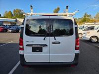 2017 Mercedes-Benz Metris 126 WB Cargo Van Bellevue - Image 7