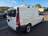 2017 Mercedes-Benz Metris 126 WB Cargo Van Bellevue - Image 8