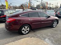 2012 Honda Crosstour EX-L V-6 4WD w/ Navigation Camden, NJ - Image 3