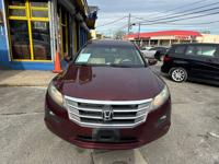 2012 Honda Crosstour EX-L V-6 4WD w/ Navigation Camden, NJ - Image 5