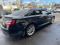 2015 Ford Taurus Limited AWD Camden, NJ - Image 3