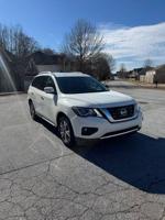 2020 Nissan Pathfinder SL Fayetteville - Image 5