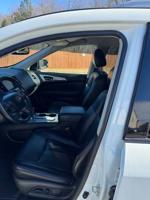 2020 Nissan Pathfinder SL Fayetteville - Image 9