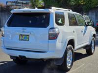 2022 Toyota 4 Runner SR5 Sport Utility 4D Model Guaranteed Credit Approv + 405 Motors - Image 8