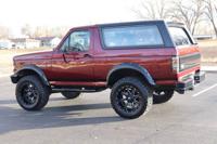 1993 Ford Bronco 4x4 4WD XLT SUV Victory Motors of Colorado - Image 9