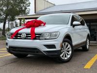 2018 VOLKSWAGEN TIGUAN - SMOG PASSED , CLEAN TITLE Main St, Ramona - Image 2