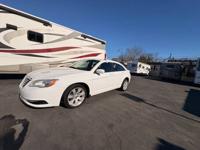 2013 Chrysler 200 Salem or - Image 3