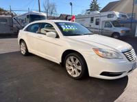 2013 Chrysler 200 Salem or - Image 7