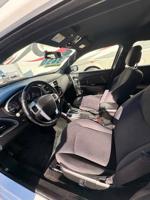 2013 Chrysler 200 Salem or - Image 8