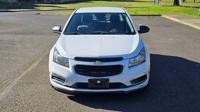 2015 Chevy Cruz LS Sedan LOW MILES!!! Salem, OR - Image 8