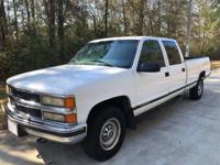 1999 Chevy 4DR 1TON 3500 Series ONE OWNER Conroe - Image 2