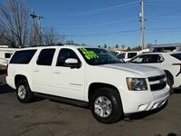 2014 Chevrolet Suburban LT 4x4 4dr SUV - Image 4