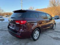 Kia Sedona - BAD CREDIT BANKRUPTCY REPO SSI RETIRED APPROVED - Image 6
