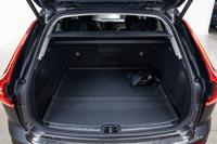 2024 Volvo XC60 Recharge Plug-In Hybrid AWD All Wheel Drive XC 60 Elec D&C Motor Company - Image 9