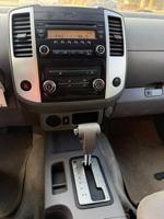 2015 Nissan Frontier Houston - Image 10