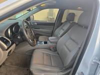 2013 JEEP GRAND CHEROKEE LAREDO 4X4 CASH Metro Atlanta Area - Image 6