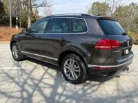 2016 VW Touareg Alpharetta - Image 4