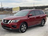 2017 Nissan PATHFINDER SL Murfreesboro, TN - Image 3