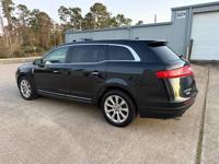 2014 Lincoln MKT Ecoboost AWD Humble area - Image 7
