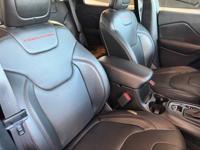 2019 Jeep Cherokee Trailhawk Elite 4WD V6 fully loaded only 41k miles - Image 3