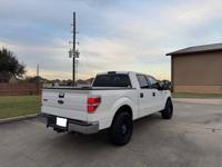 2010 Ford F-150 XLT Crew Cab Automatic good condition Houston - Image 5