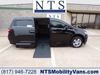 LOADED HONDA ODYSSEY TOURING WHEELCHAIR HANDICAP MOBILITY PWR RAMP VAN Irving, TX - Image 2