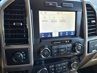 2021 Ford Super Duty F-250 SRW LARIAT 4x4 4WD F250 Truck Crew cab AUTO Call (904) 329-7804 to confirm availability - February 13th - Image 4