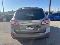 2011 Hyundai Santa Fe SE 3.5 FWD - Image 8