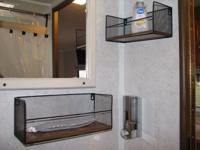 2003 Ford E45 Gulfstream 1 slide, Generator Fully Self Contained Tow Nashville - Image 10