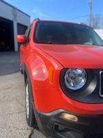 2015 JEEP RENEGADE - LOW MILES + BACKUP CAMERA!!! Nashville - Image 9
