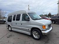 2004 Ford E-Series E 150 3dr Cargo 138 in. WB