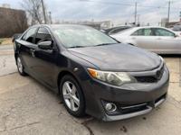 2012 TOYOTA CAMRY - RELIABLE RIDE + LOW MILEAGE & MINT CONDITION!!! Nashville - Image 4