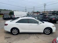 2011 TOYOTA CAMRY - EXCELLENT CONDITION + FUEL EFFICIENT!!! Nashville - Image 6