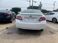 2011 TOYOTA CAMRY - EXCELLENT CONDITION + FUEL EFFICIENT!!! Nashville - Image 8