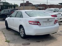2011 TOYOTA CAMRY - EXCELLENT CONDITION + FUEL EFFICIENT!!! Nashville - Image 9