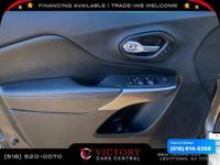 2019 Jeep Cherokee Limited 4x4 4dr SUV Call/Text 516- 614-5359 + EVERYONE FINANCED!! PODEMOS FINANCIAR A CUALQUIERA! - Image 8