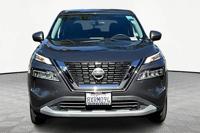 2021 Nissan Rogue SV SUV Est. payment OAC† - Image 3