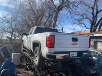 2015 Chevy silverado double cab 4wd 5.3 158,000 miles Norman - Image 4