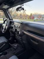 2011 Jeep Wrangler Autotrader Private Seller - Image 9