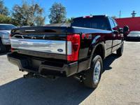 2018 Ford F350 Super Duty Platinum 6.7L Turbodiesel 4X4 - Mint Cassat Ave - Image 6