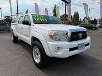 2011 Toyota Tacoma Pre Runner V6 4x2 4dr Double Cab 6.1 ft SB 5A - Image 4