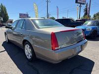 2006 Cadillac DTS Luxury I 4dr Sedan (4 Location Grand Opening Directl - Image 7