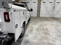 2019 Ford F250 XL Extended Cab 2wd Utility Bed 91k Miles Back Up Camera Mid TN - Image 9