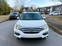 2016 Honda pilot Touring AWD Navigation 7 seats Leather Sunroof Lawrenceville - Image 7
