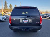 2011 GMC YUKON XL SLT Milwaukie - Image 3