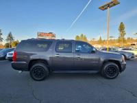 2011 GMC YUKON XL SLT Milwaukie - Image 4