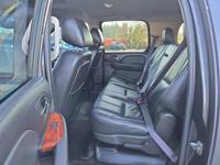 2011 GMC YUKON XL SLT Milwaukie - Image 9