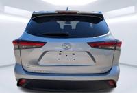 2021 Toyota Highlander XLE ** ( 3RD ROW SEATING) ** Sunroof Camera Jacksonville - Image 6