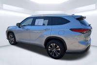 2021 Toyota Highlander XLE ** ( 3RD ROW SEATING) ** Sunroof Camera Jacksonville - Image 7